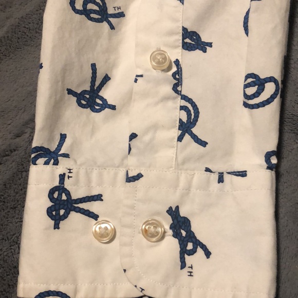 Tommy Hilfiger dress shirt - Picture 6 of 6